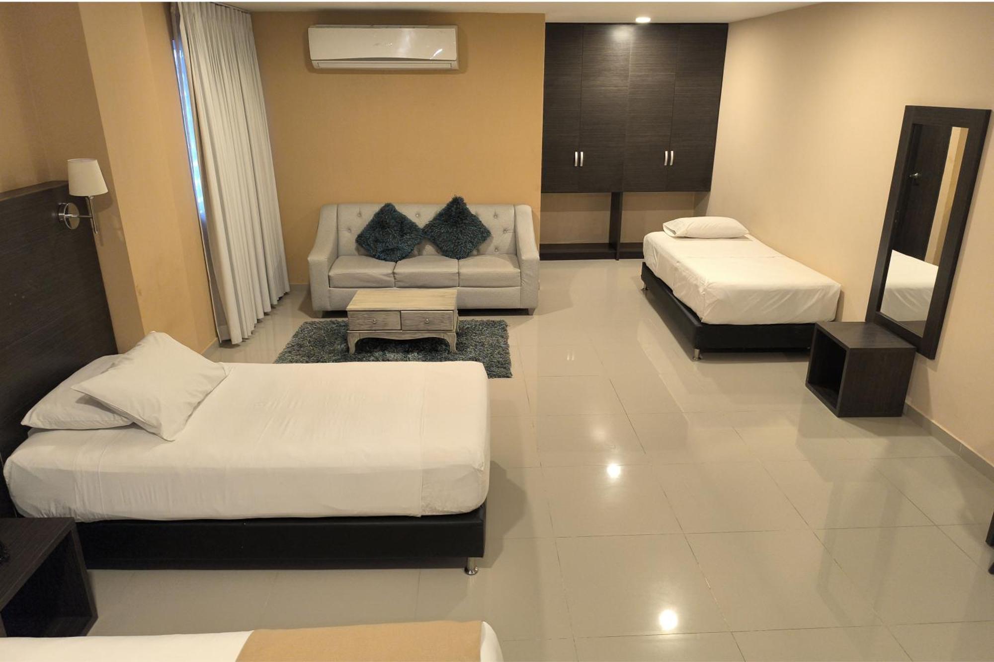 Hotel Quarta Avenida Monteria Exterior photo